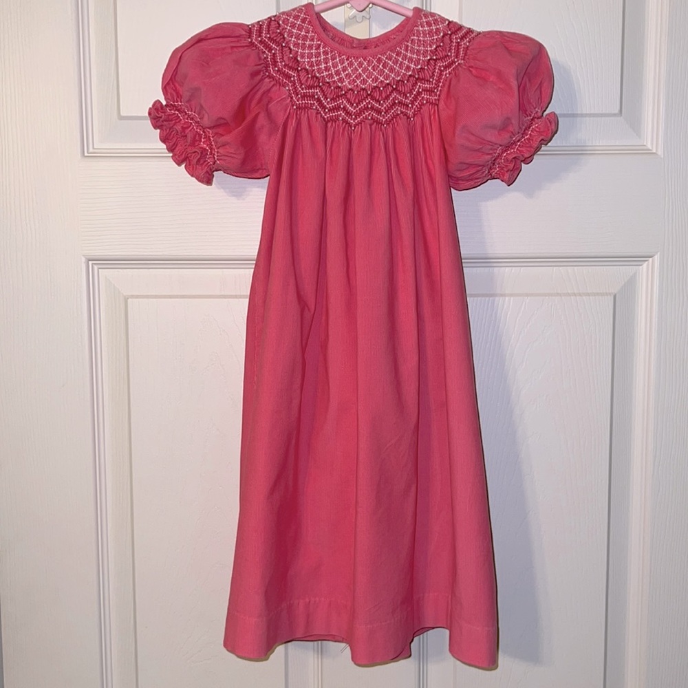 Mom and Me girls size 2 smock pink corduroy with smock pearl detail.  🩷